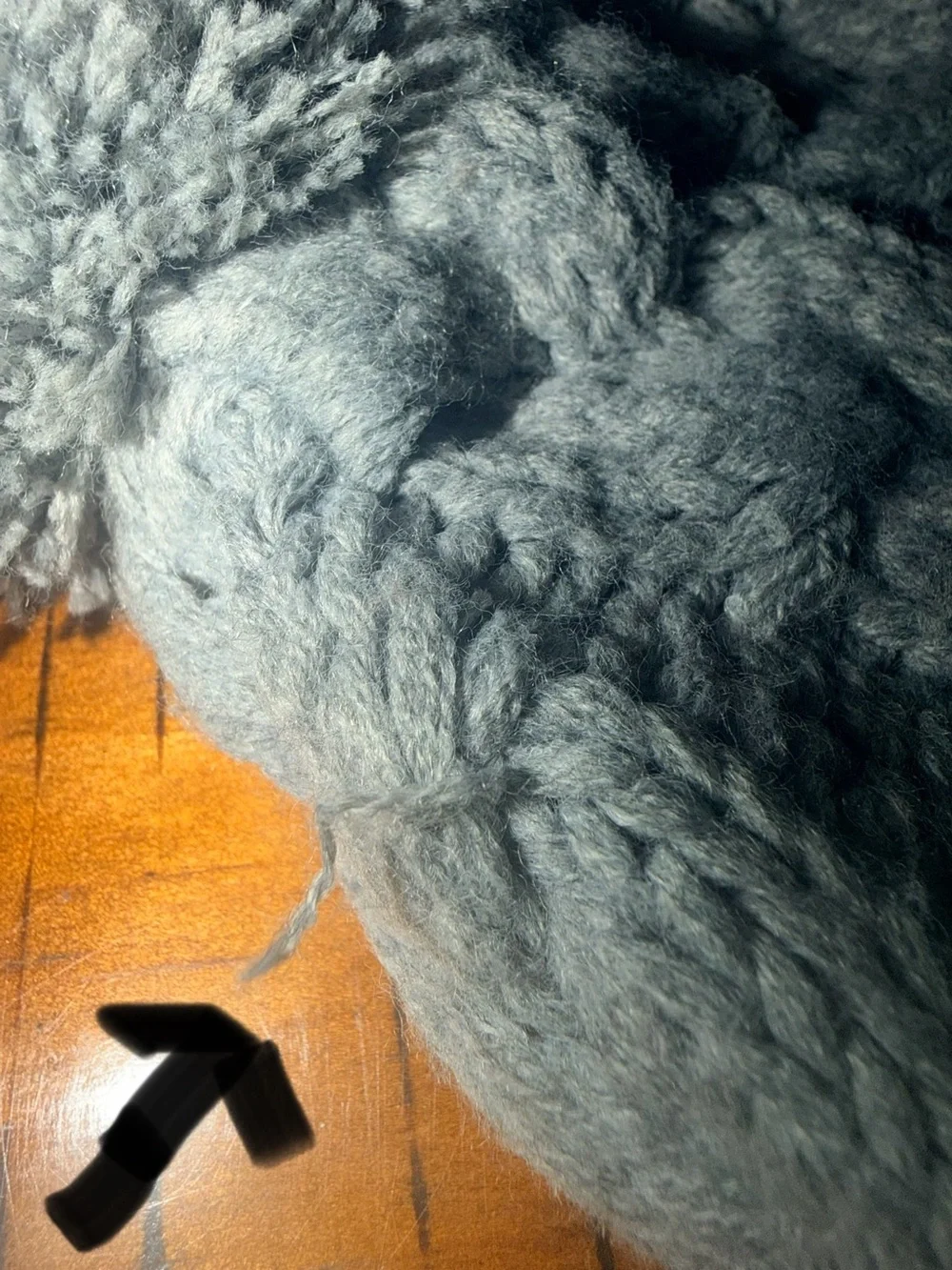 bula Cable Knit Pom Beanie in Heather Gray